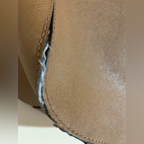 MICHAEL KORS TOTE - Picture 14 of 16